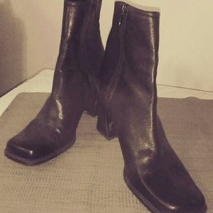 Women's Boots